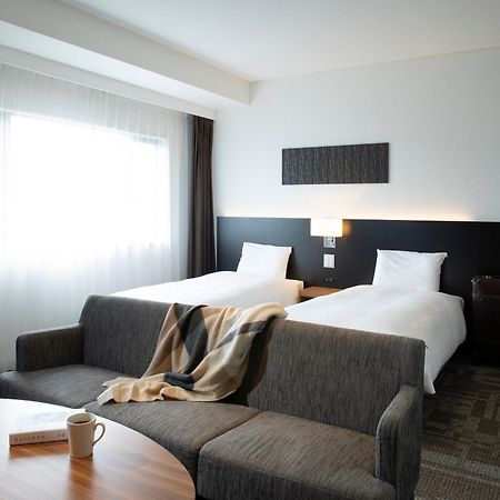 Mitsui Garden Hotel Тиба Экстерьер фото
