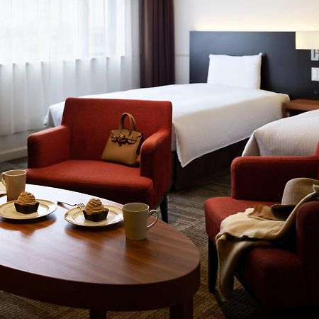 Mitsui Garden Hotel Тиба Экстерьер фото