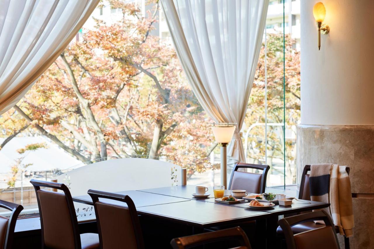 Mitsui Garden Hotel Тиба Экстерьер фото