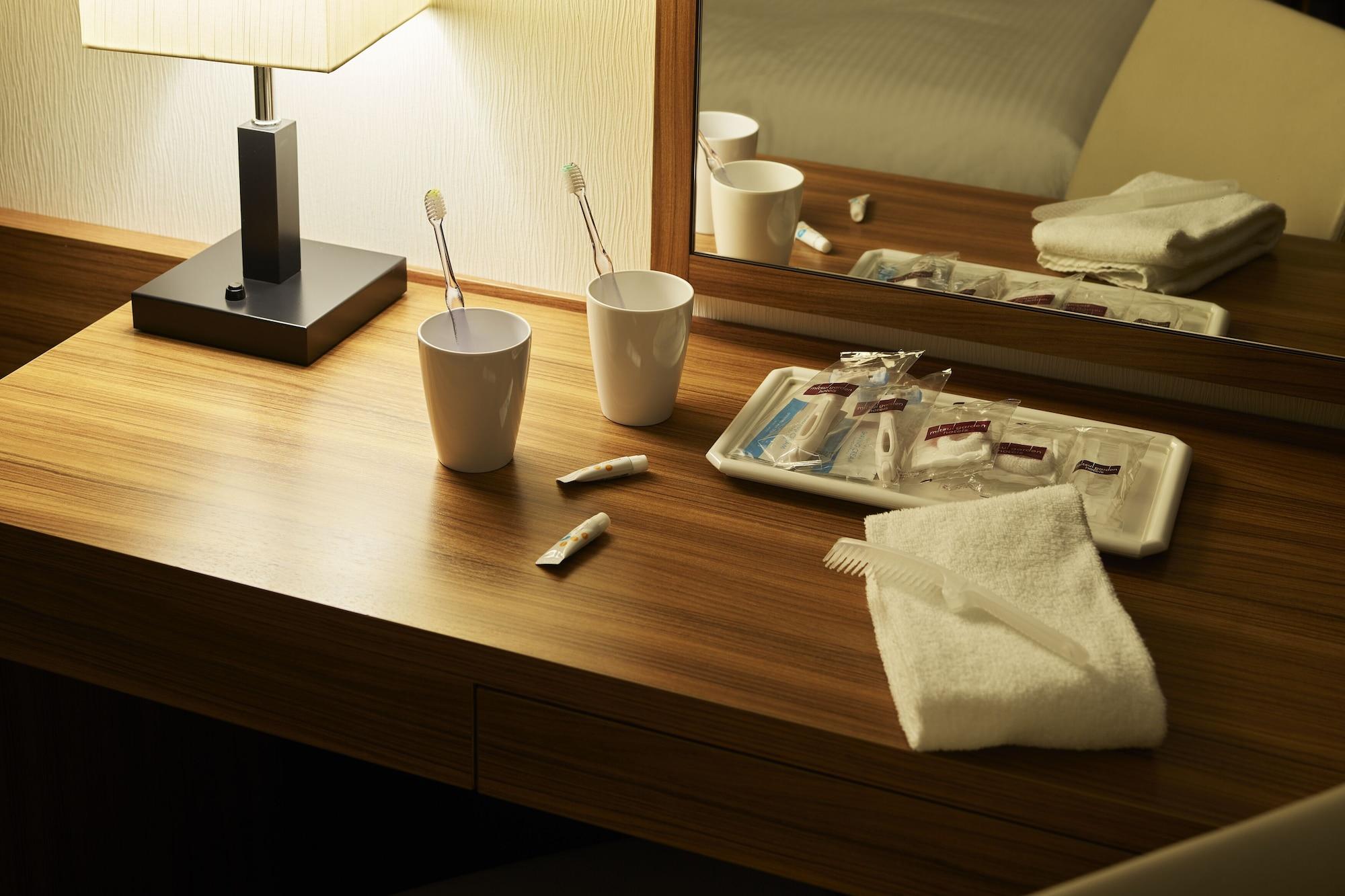 Mitsui Garden Hotel Тиба Экстерьер фото