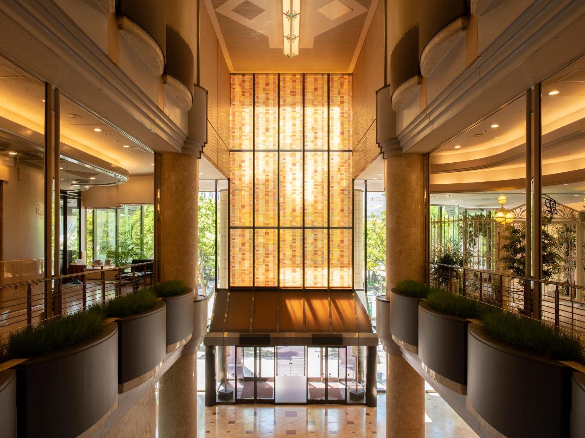 Mitsui Garden Hotel Тиба Экстерьер фото