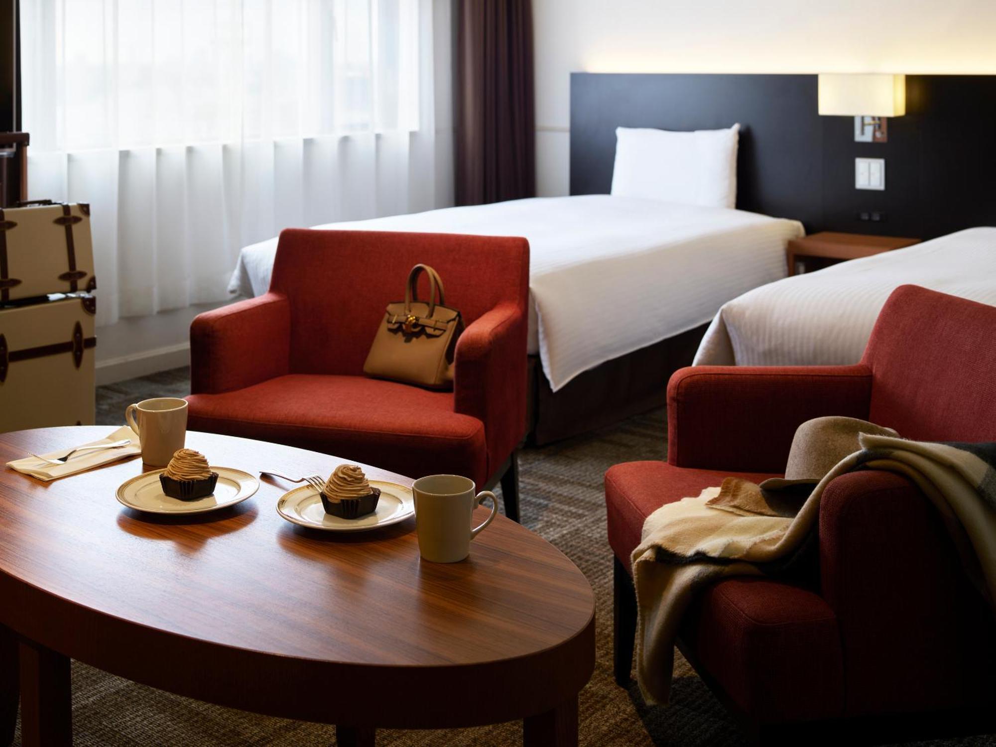 Mitsui Garden Hotel Тиба Экстерьер фото
