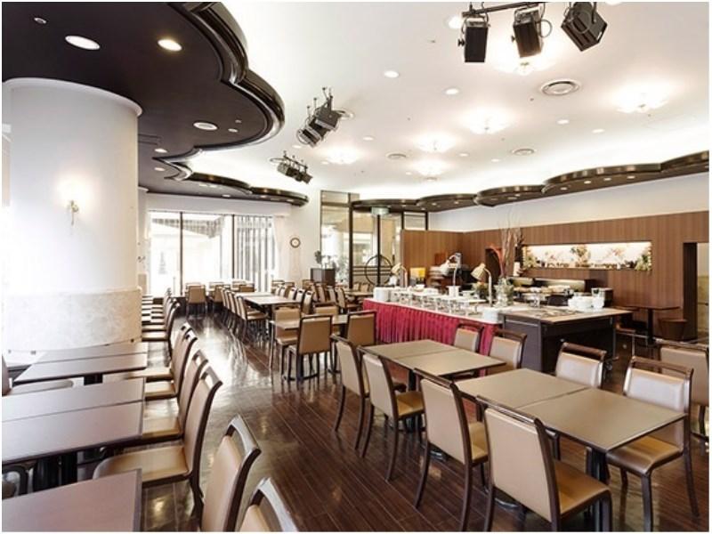Mitsui Garden Hotel Тиба Экстерьер фото