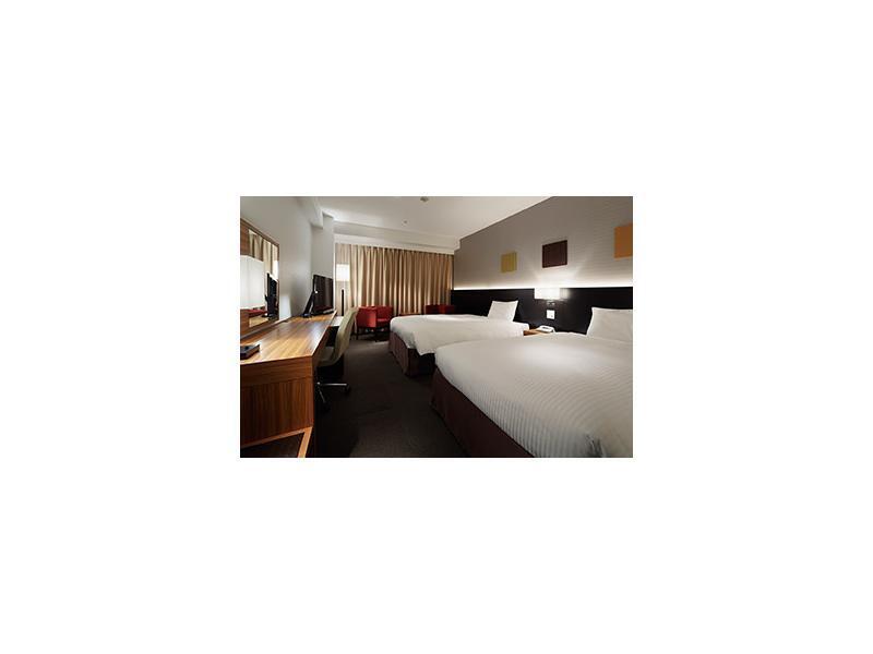 Mitsui Garden Hotel Тиба Экстерьер фото